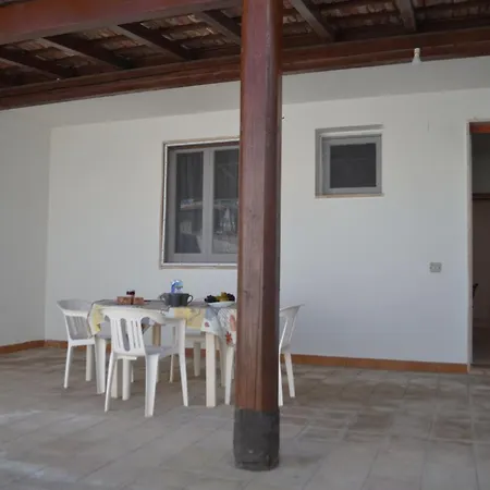 Semesterbostad Casa Zoe In San Foca